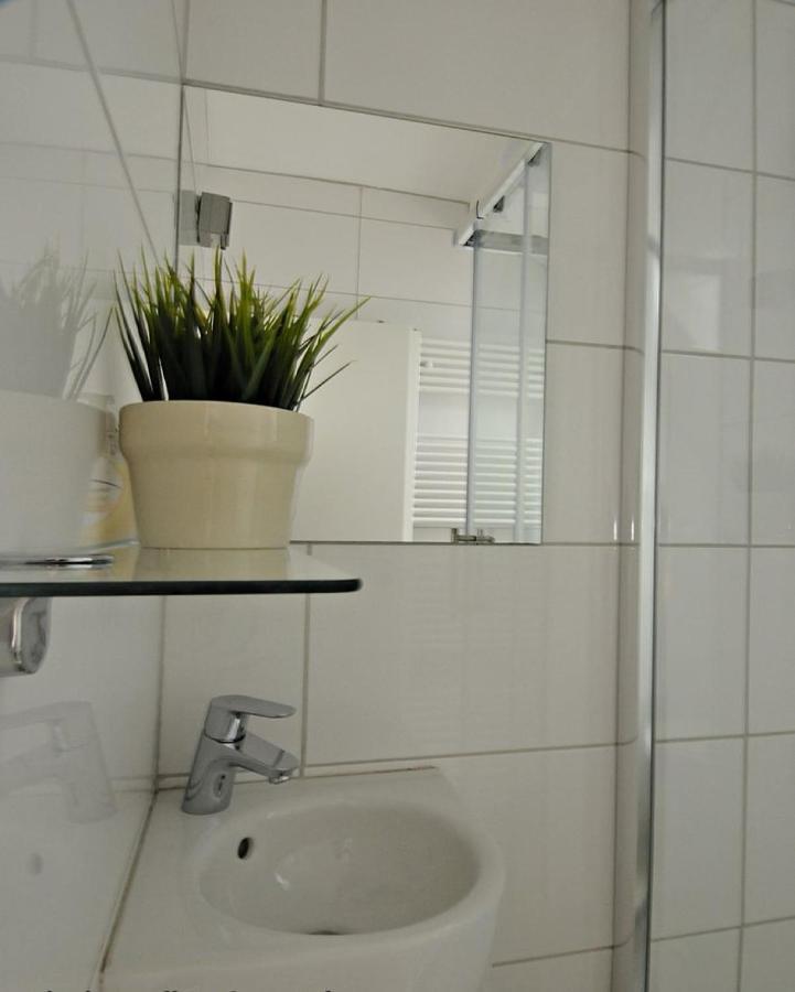 Schlafgelegenheit Apartment Gelsenkirchen Exterior foto